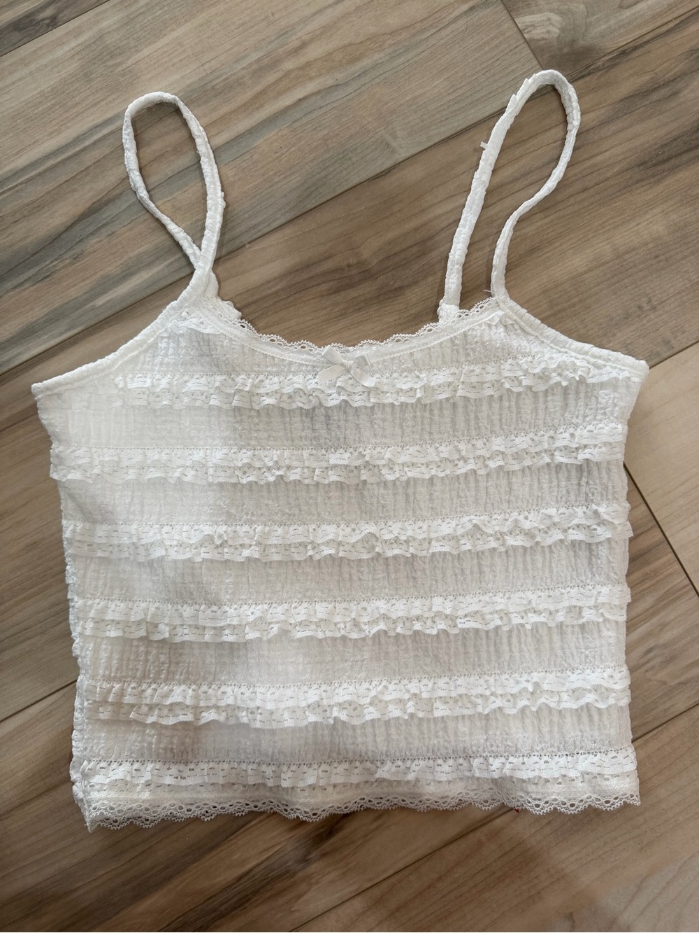 Women's White Lace Ruffle Crop Tank Top